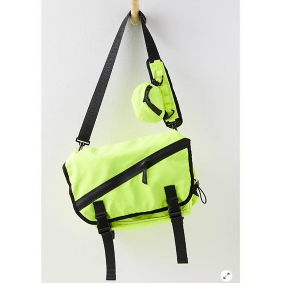 NWT-Free People Neon Lime Move With It Messenger Bag - Picture 1 of 6